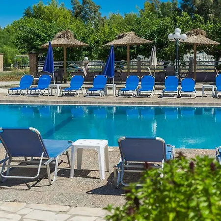 Отель Relax Hotel Закинтос