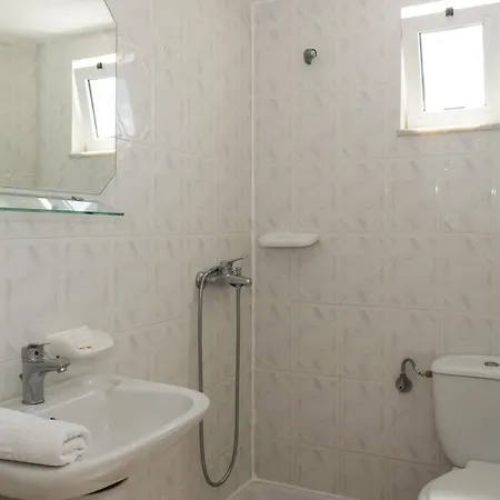 Relax Hotel 2* Закинтос